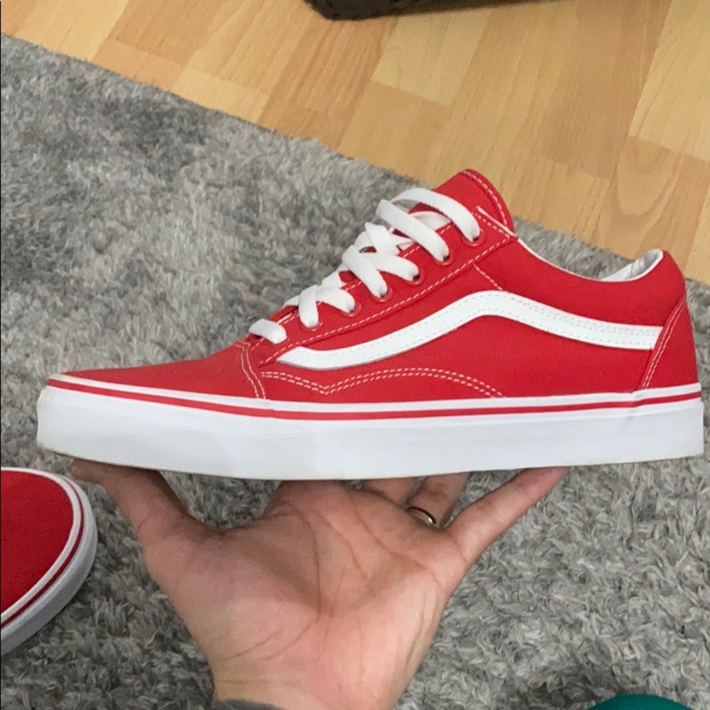 COPY - Low top vans in Red